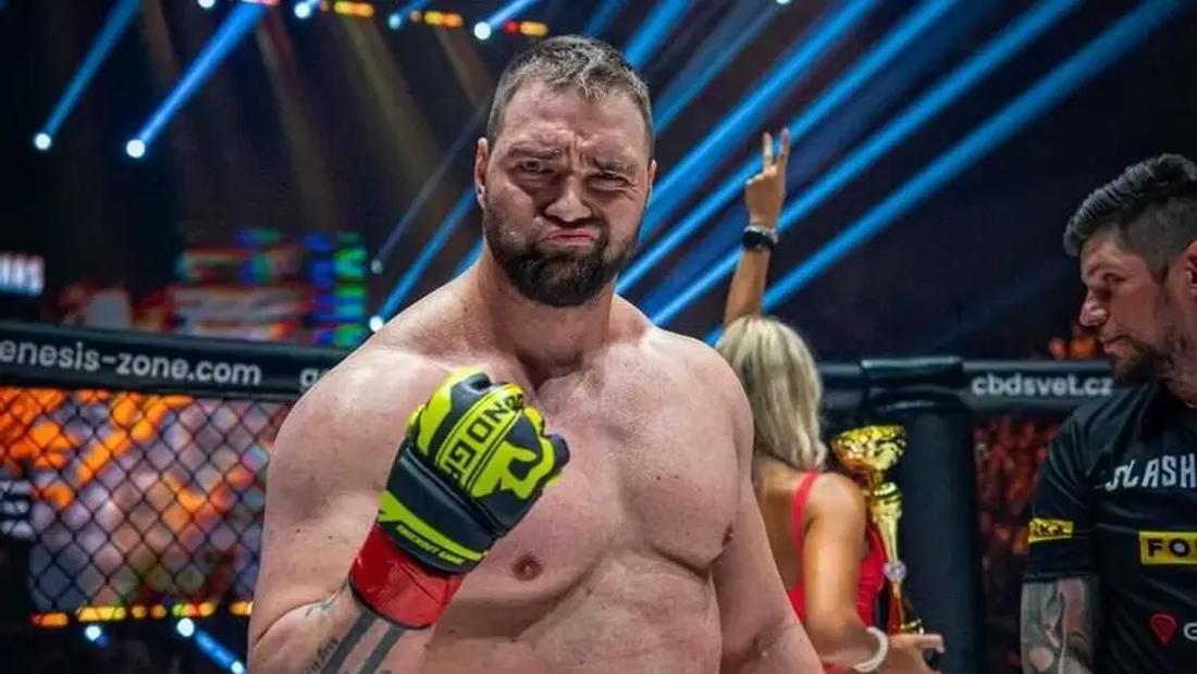 Karlos Benda před zápasem.