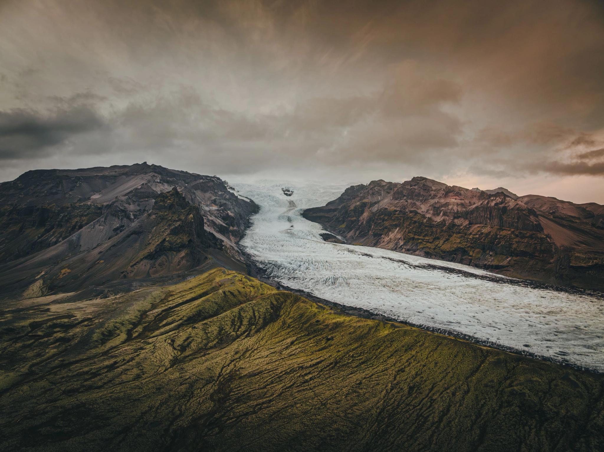 Shaped by Silence: Icelandic Landscapes