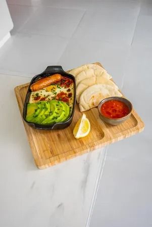 Moroccan Sunrise Shakshuka