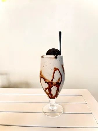 Oreo Chocolate Latte
