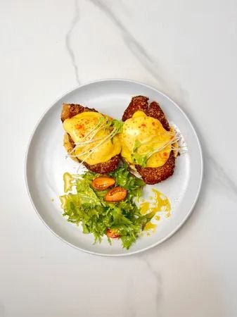 Crispy Chicken Benedict
