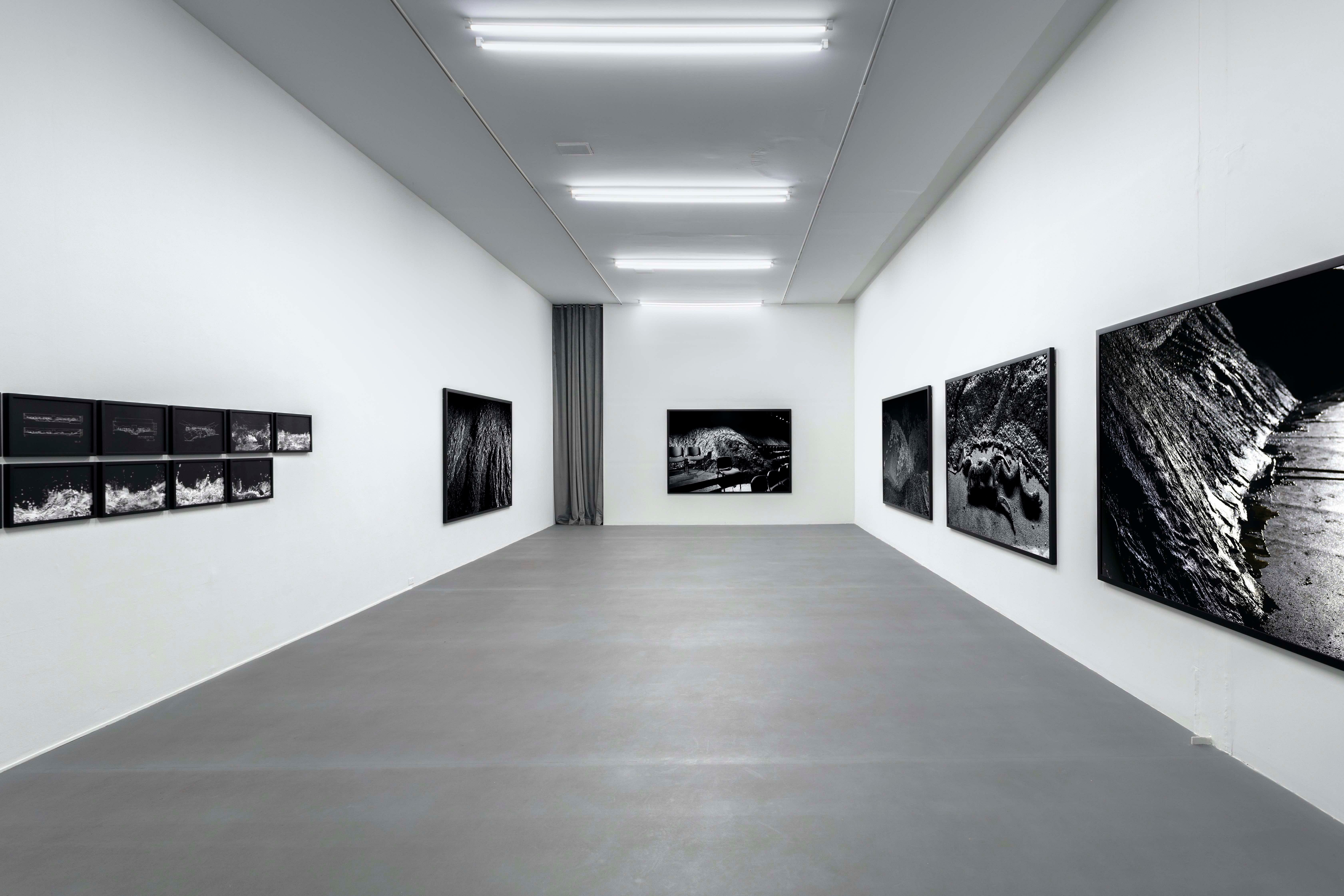 Santiago Sierra, LOS EMBARRADOS, 2024. Labor, Ciudad de México.