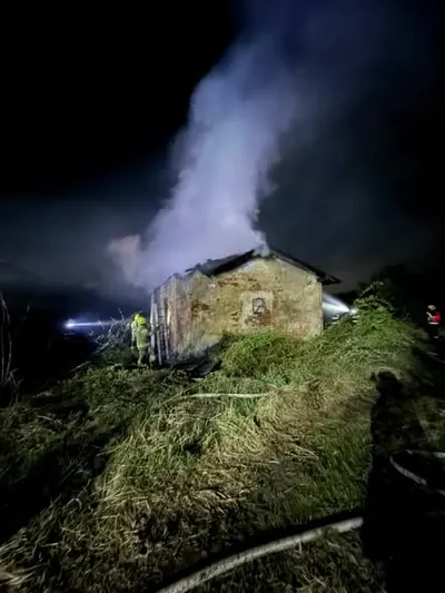 Požár opuštěného domu na Česko-Polské hranici
