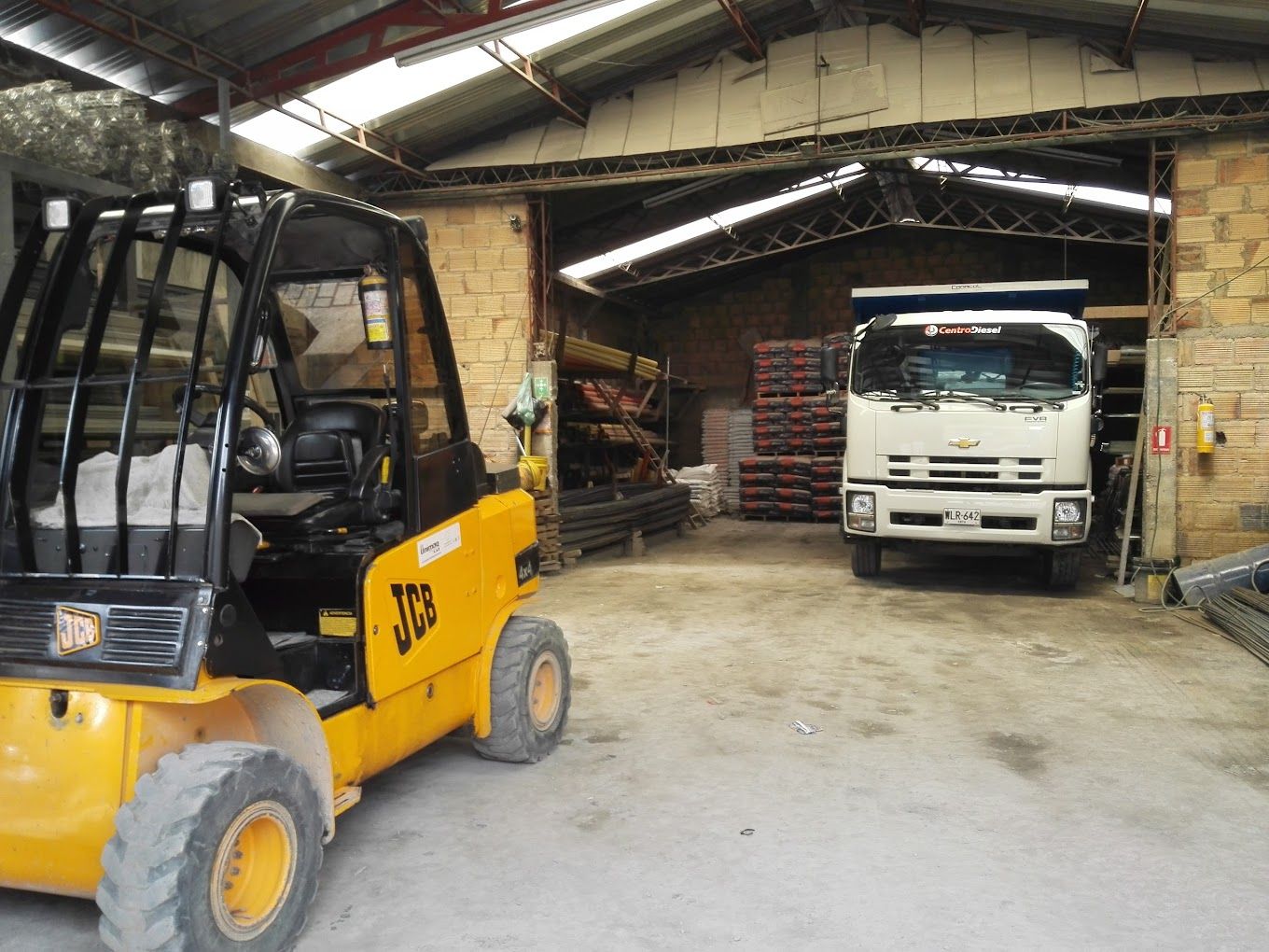 El Jordan hardware and building depot