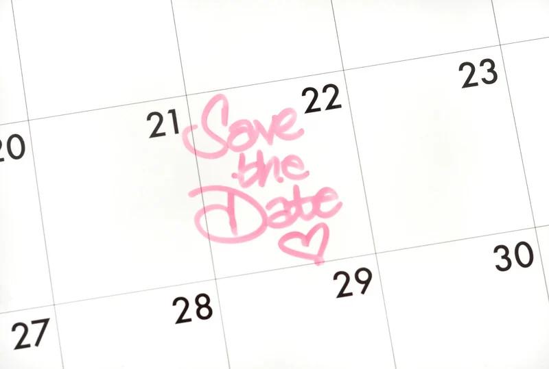 הזמנת Save the Date מעוצבת