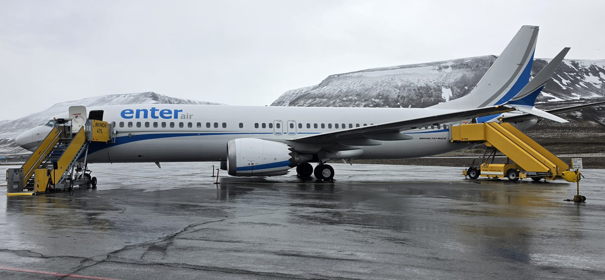 Flying to the Edge of the Map: A Group Charter to Svalbard