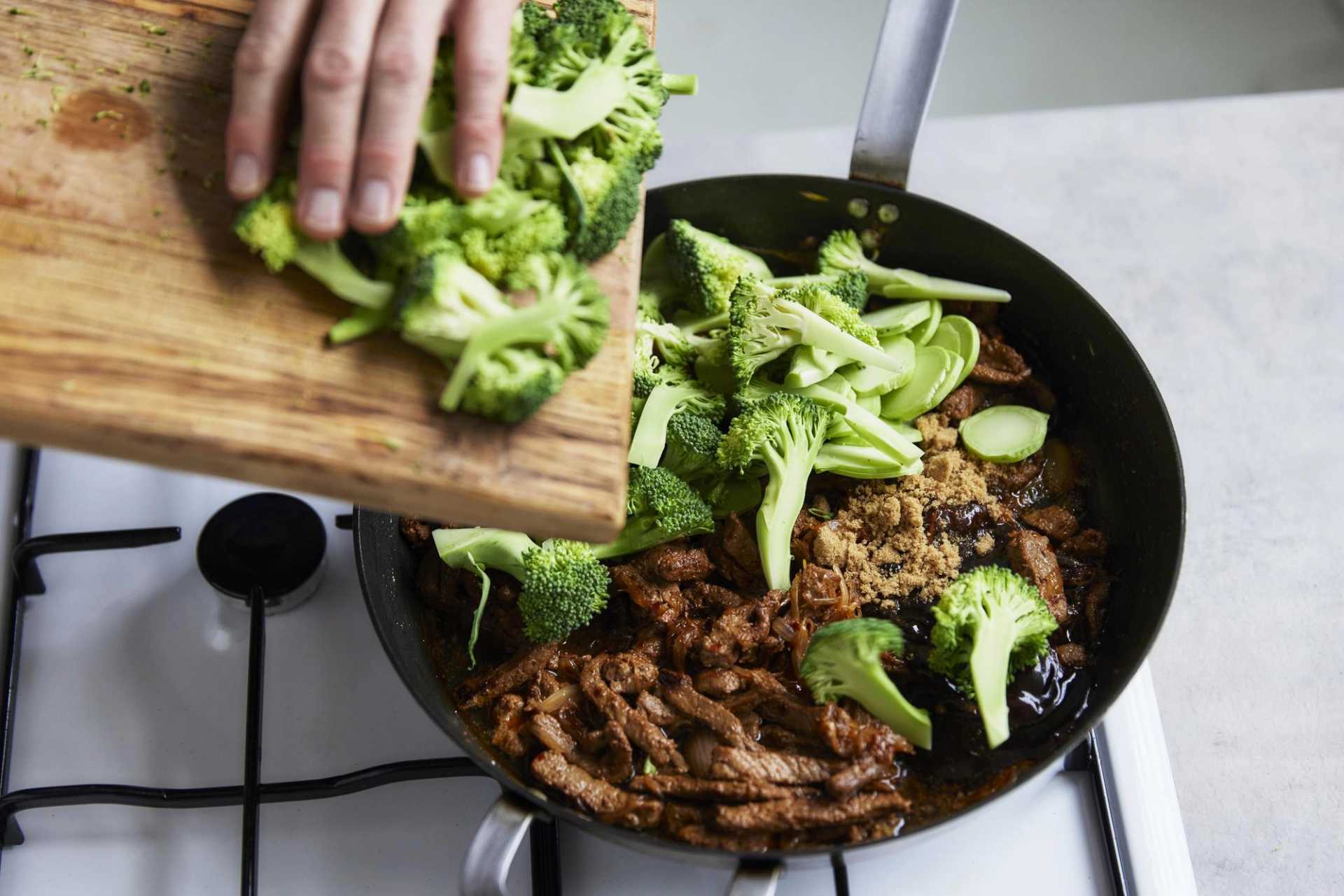 Chilli Basil Beef with Coconut Rice