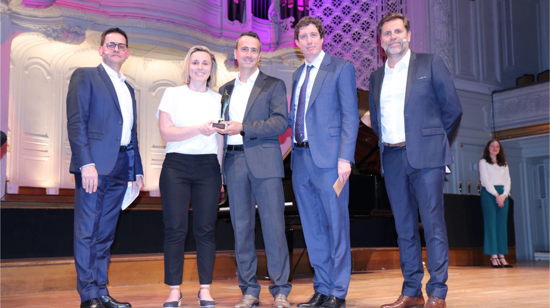 IDLogistic x Stereolabs award