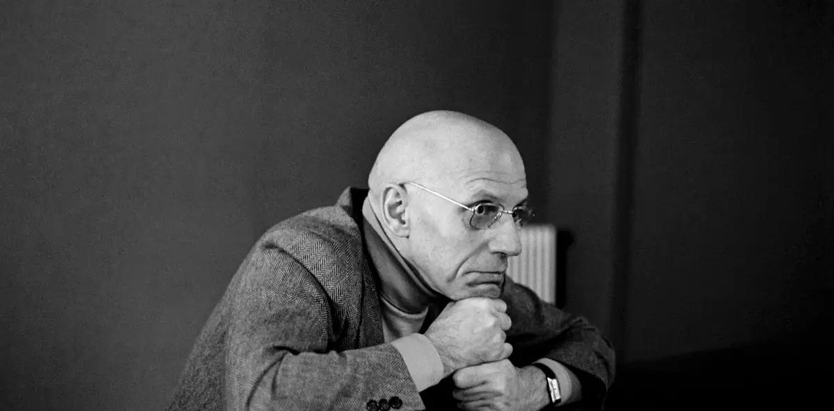 O besmislenosti tehno-bio-tanato-politike