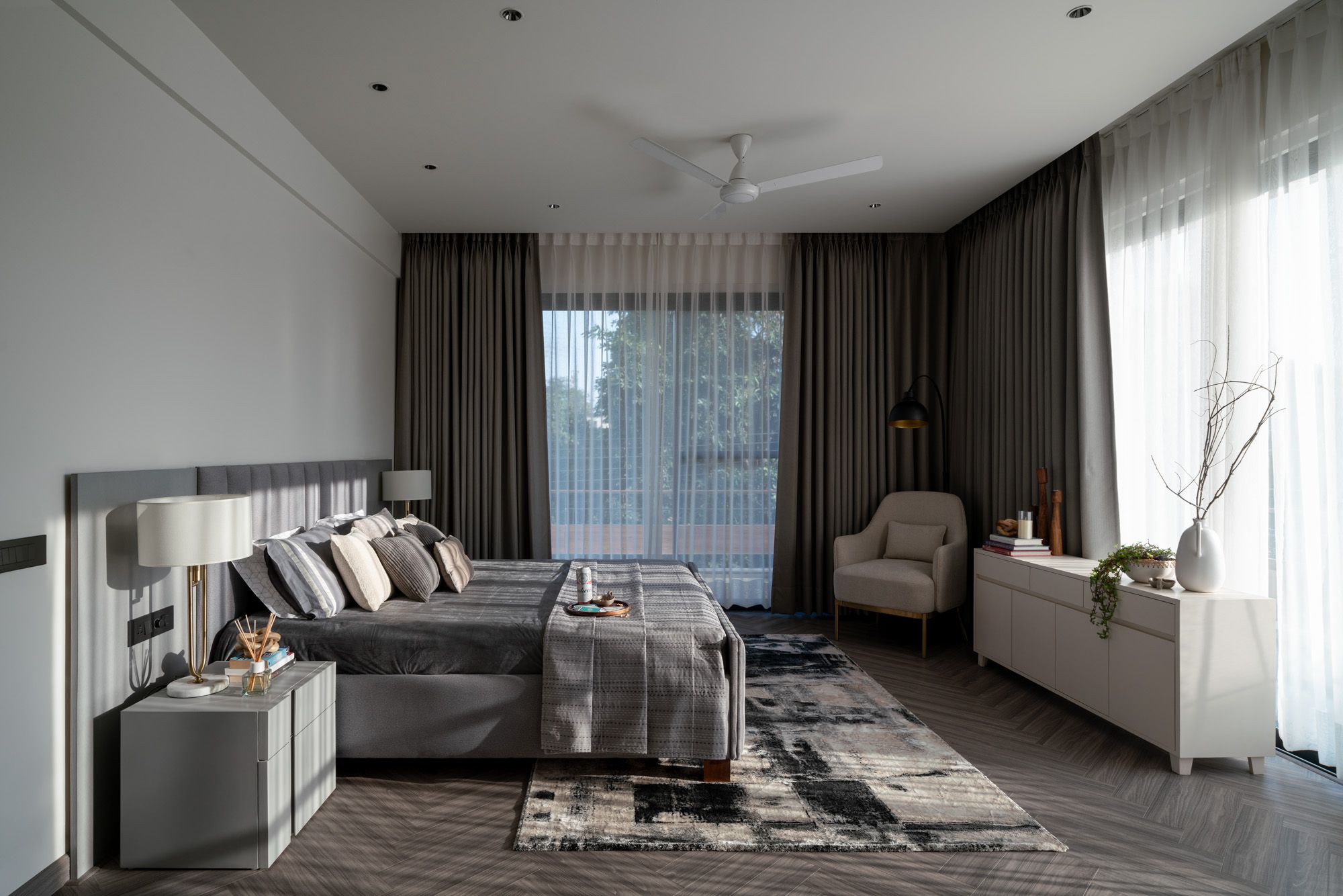 House 571 gallery image 6