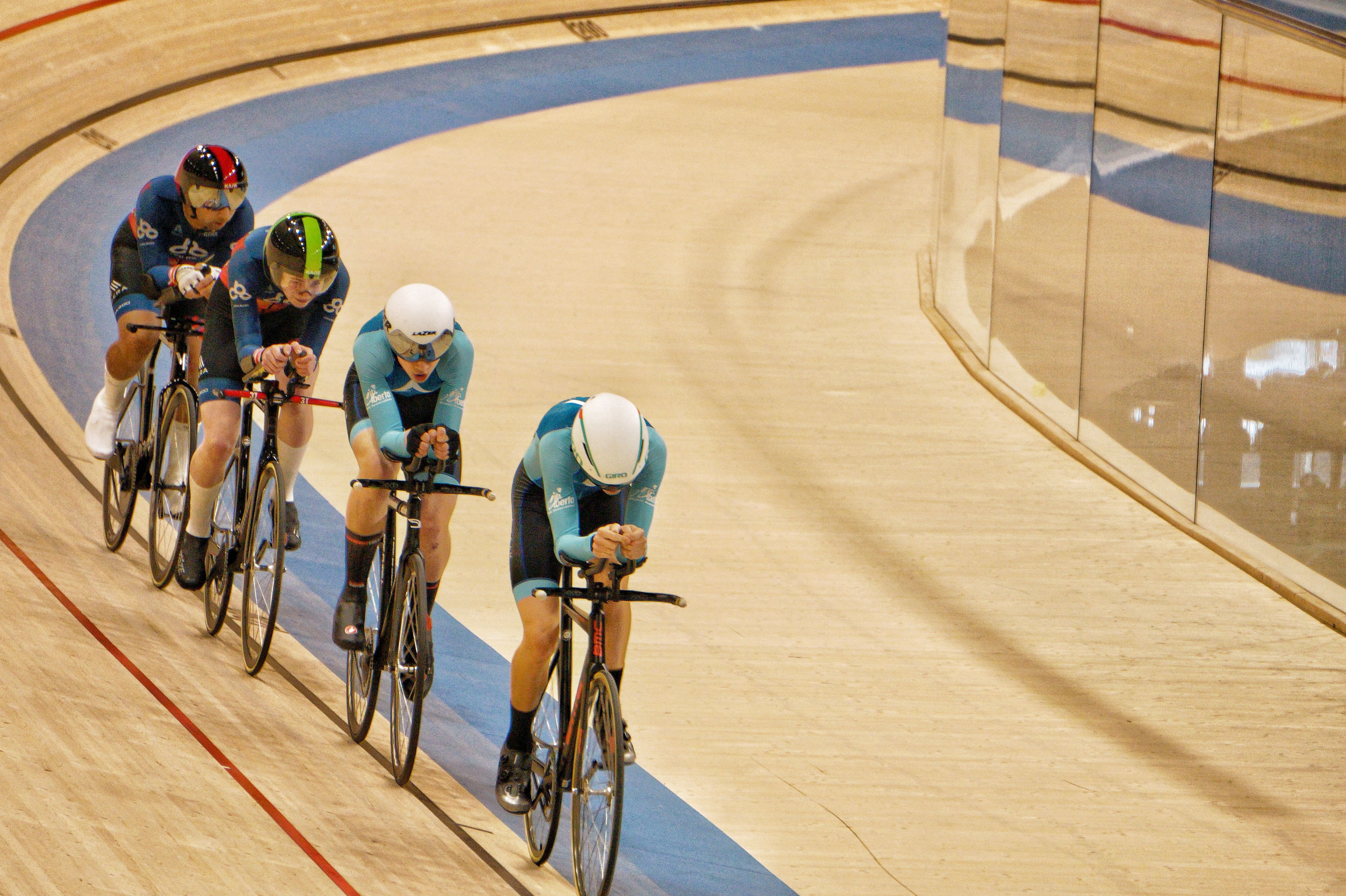 Team Alberta team pursuit on the banking