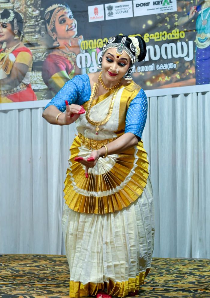 Nritha sandhya 