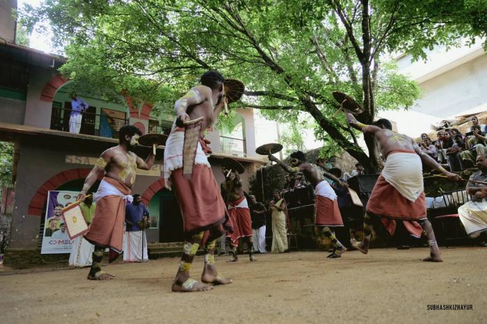 Kudachozhi - reviving of extincting traditional artform