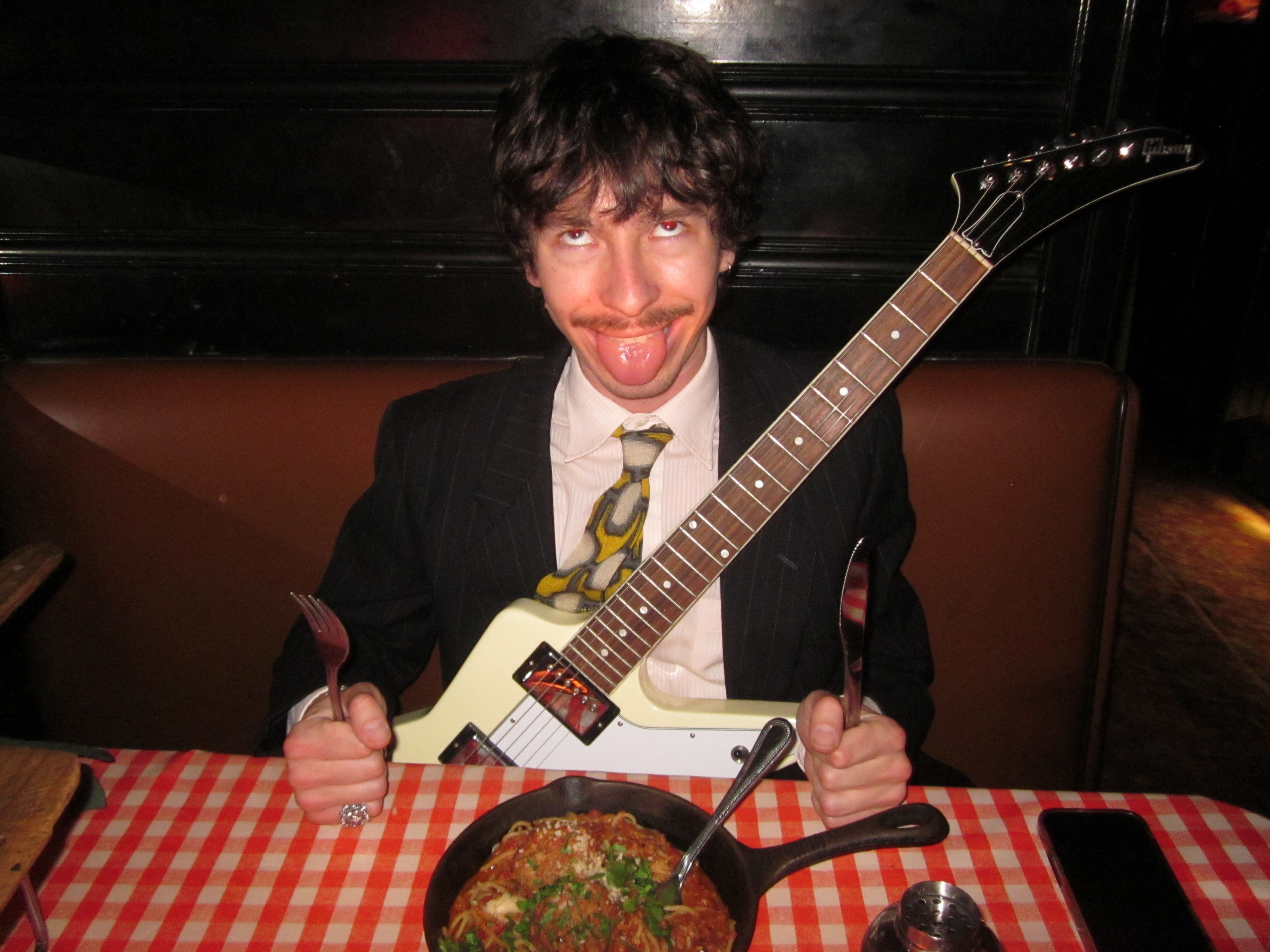Surrounding Sounds: Ricky Gourmet 