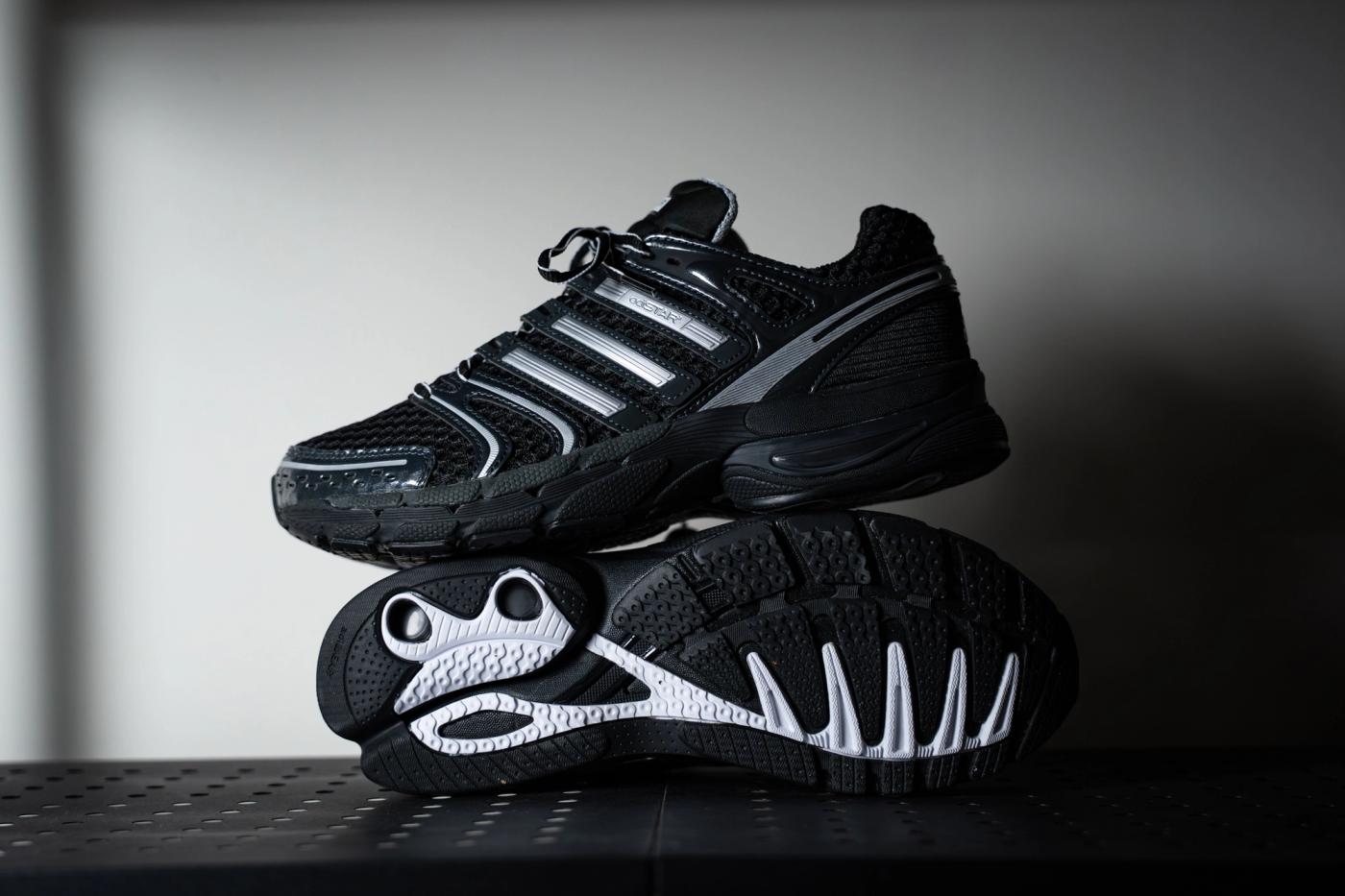 新鞋開箱|被遺忘的千禧年神作?adidas ADISTAR Control 5 重塑 Y2K 的硬派美學