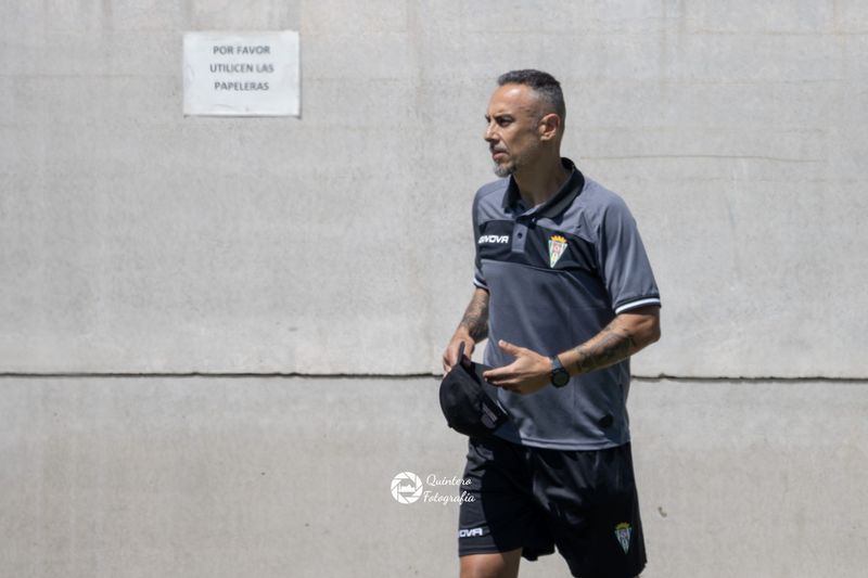 JOSE CARLOS CARMONA «Una de las tareas más complicadas en el futbol formativo, es saber gestionar el grupo de padres»