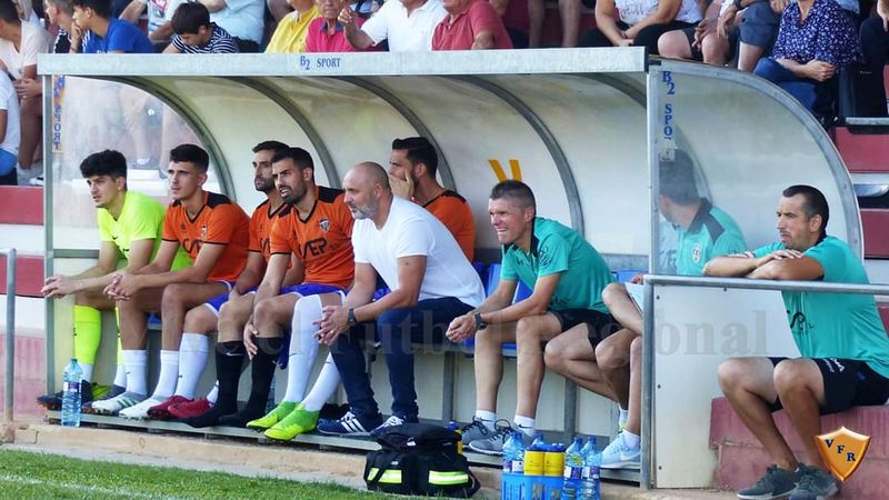 LUIS ESCUDERO: «En el futbol base he aprendido a ser entrenador y es donde más he disfrutado de mi profesión»