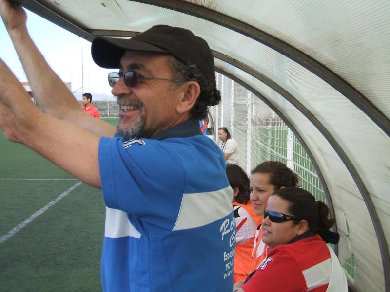 JUAN R. SALVADORES: «Todo el fútbol me parece «verdadero»»