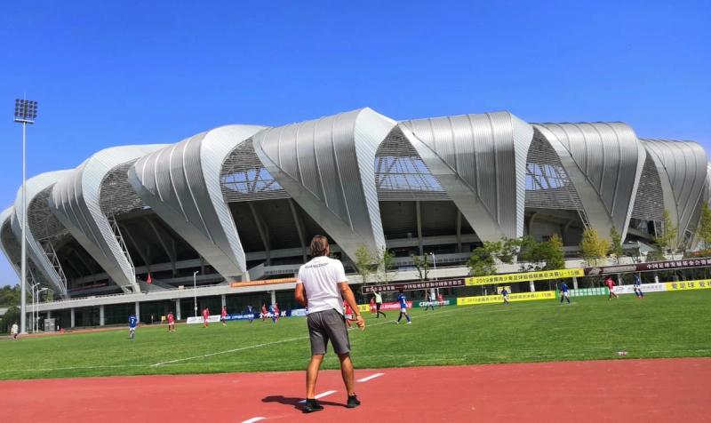 JOSE LUIS DIEZMA: «El trabajo de futbol base es bastante bueno»