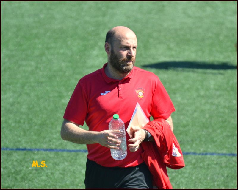ERNESTO PAZ: «Hay que destacar y potenciar la figura de los entrenadores en la base»