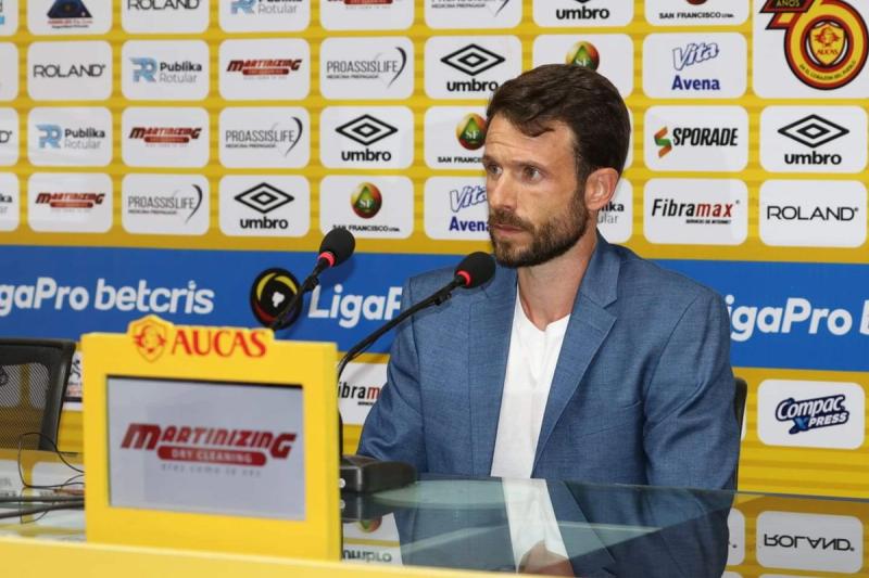ANDRÉS GARCÍA: «Los equipos son el reflejo de sus entrenadores  a nivel de personalidad»