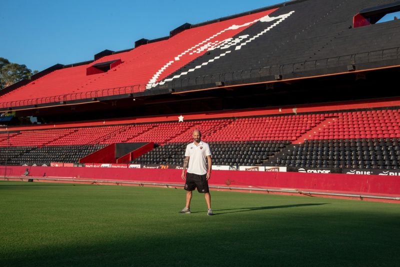 ARIEL MICHALOUTSOS: «Una secretaria técnica debe pensar no solo en el partido próximo, sino también en un proyecto de club.»