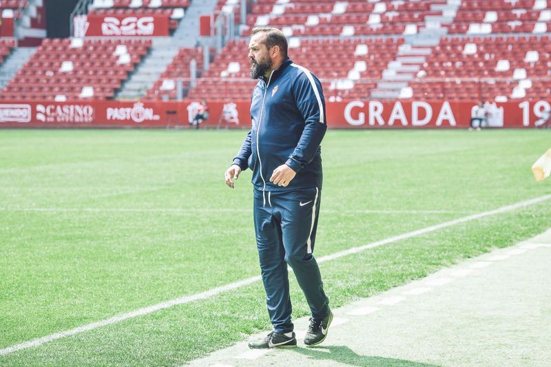 CARLOS HERRERO: «Considero que la formación está en todas las etapas del jugador»
