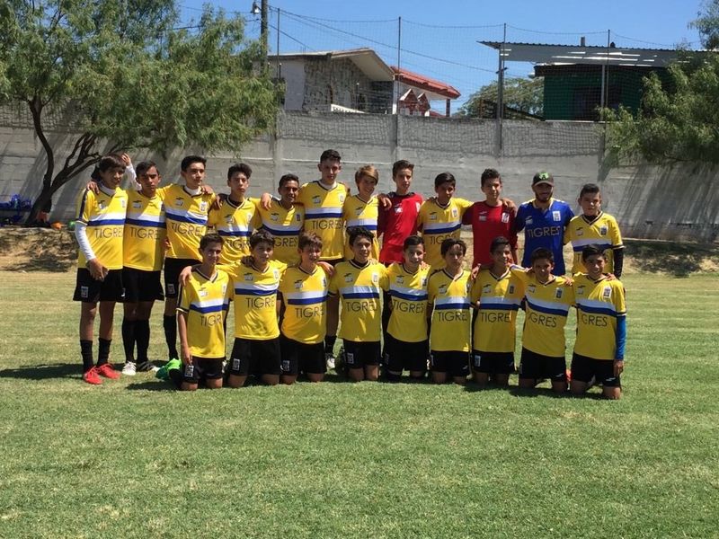 SANTIAGO MANZUR: «Para mí lo más importante es que el jugador disfruté del entrenamiento»