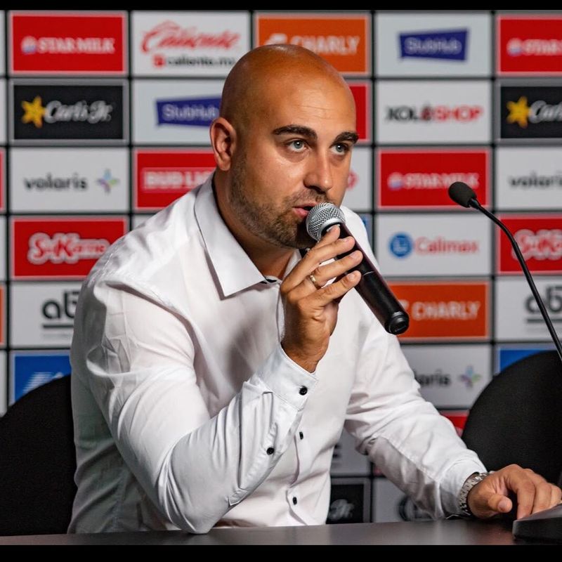 RUBÉN CAÑO: «El fútbol base es como una botella vacía que tenemos que llenar»