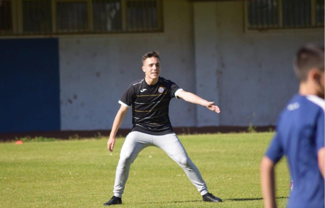 MIGUEL BUSTA: «Me gustan los equipos sólidos pero propositivos»