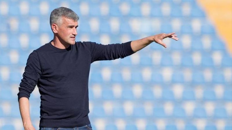 VICENTE PARRAS: «El fútbol es un juego y tienes que saber jugarlo»