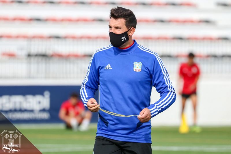 RAÚL PÉREZ: «Pienso que para un entrenador es muy importante no pasarse etapas»