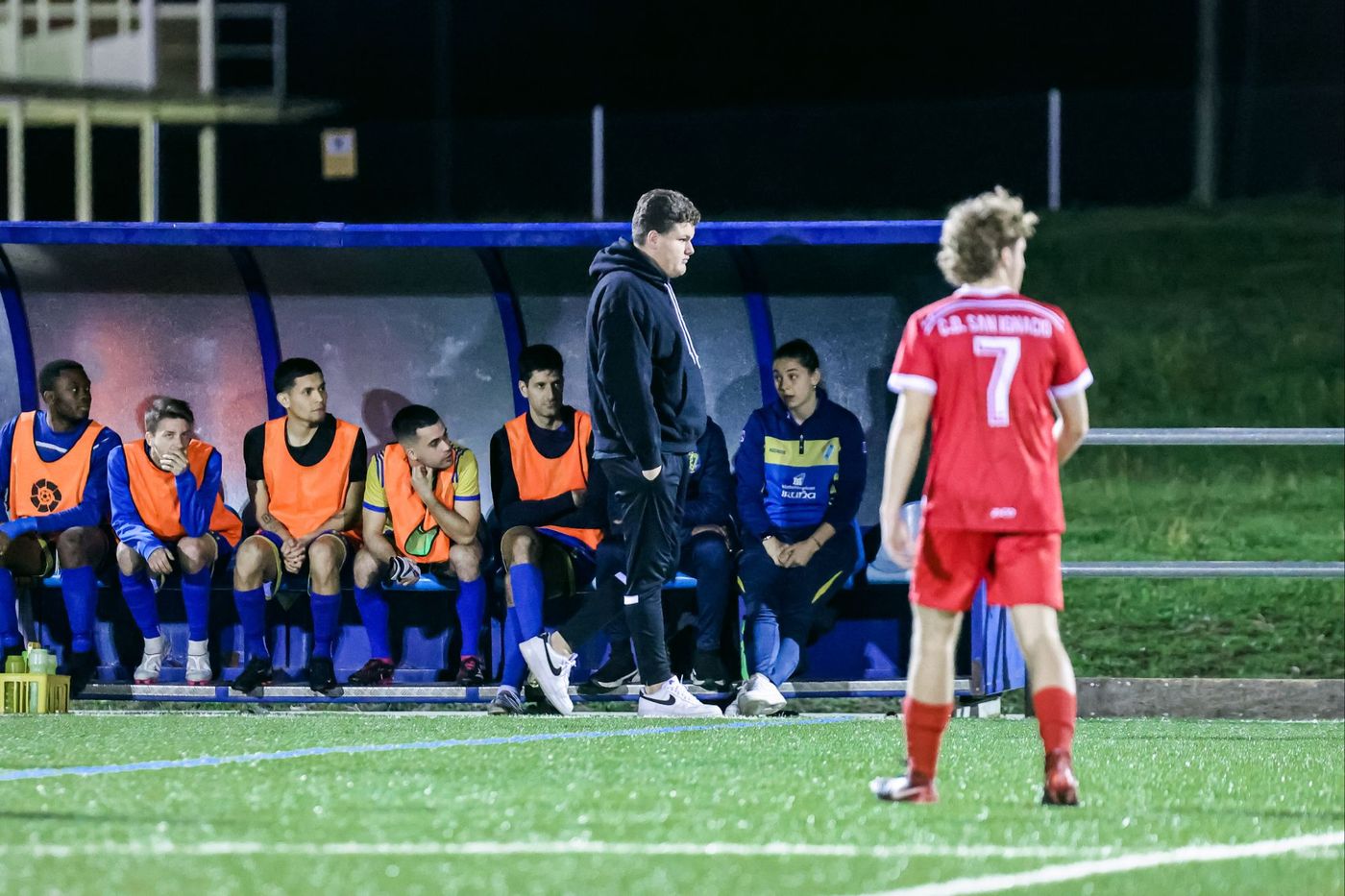 FRANCISCO ALARCÓN: «Cada vez debe ser más normal que las niñas elijan jugar al fútbol»