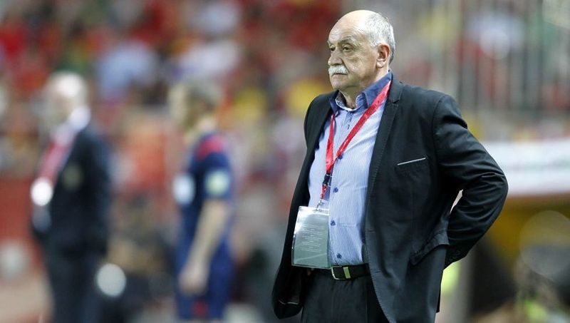 XABIER AZKARGORTA: «Cada vez creo más en el trato individual del futbolista como persona»