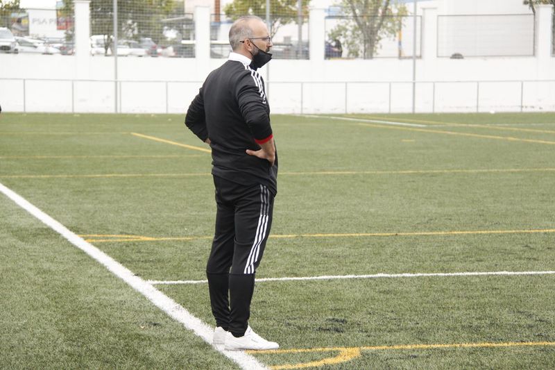 PACO GÓMEZ: «Para mi ser entrenador es algo que se lleva dentro»