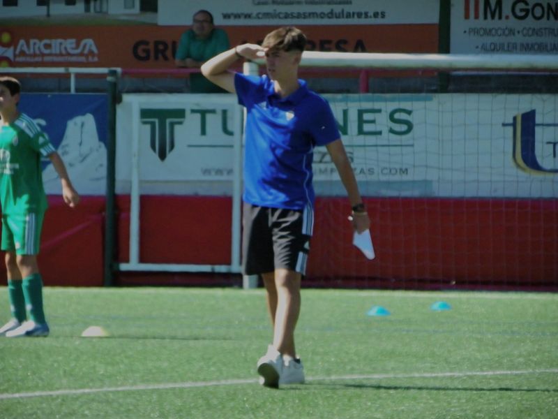 DIEGO LÓPEZ: «Mi objetivo principal en este tipo de categorías es claro; ayudar a los jugadores a mejorar tanto como futbolistas como personas»