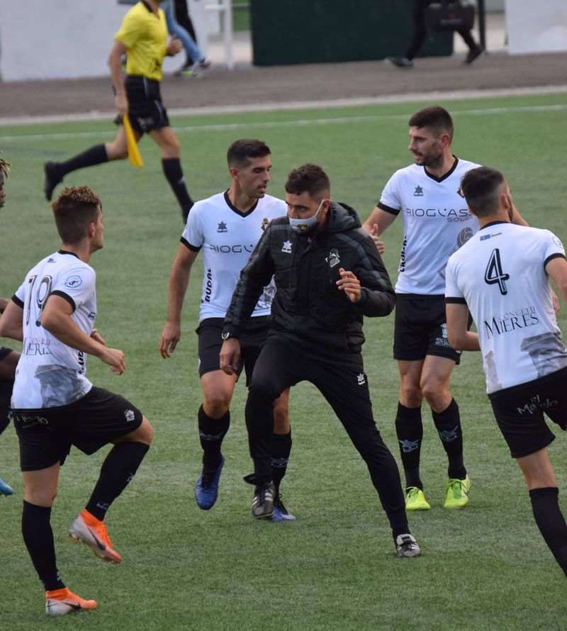 JOSE ALBERTO CAVEDA: «El trabajo interdisciplinar es la clave en el fútbol actual»