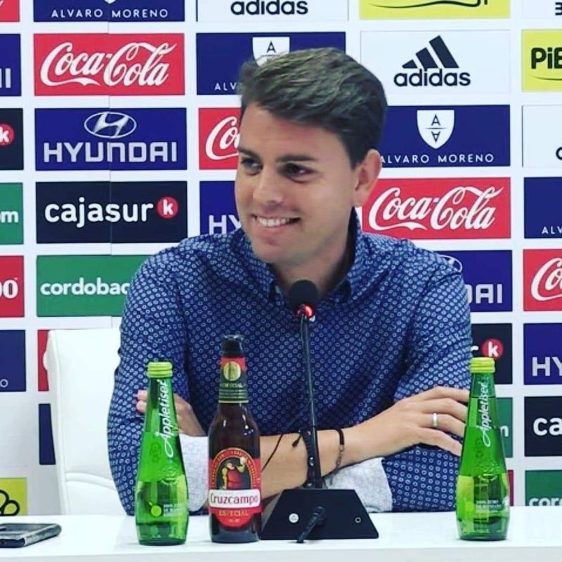 MANUEL AGUDO :: «yo amo el fútbol femenino por si mismo, por lo que es»