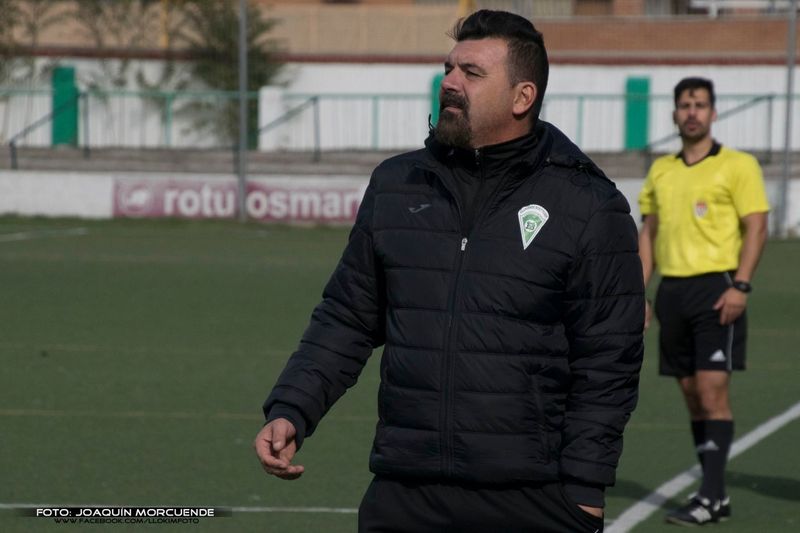CONRA GALÁN: «Para mí el entrenador es un formador de personas»