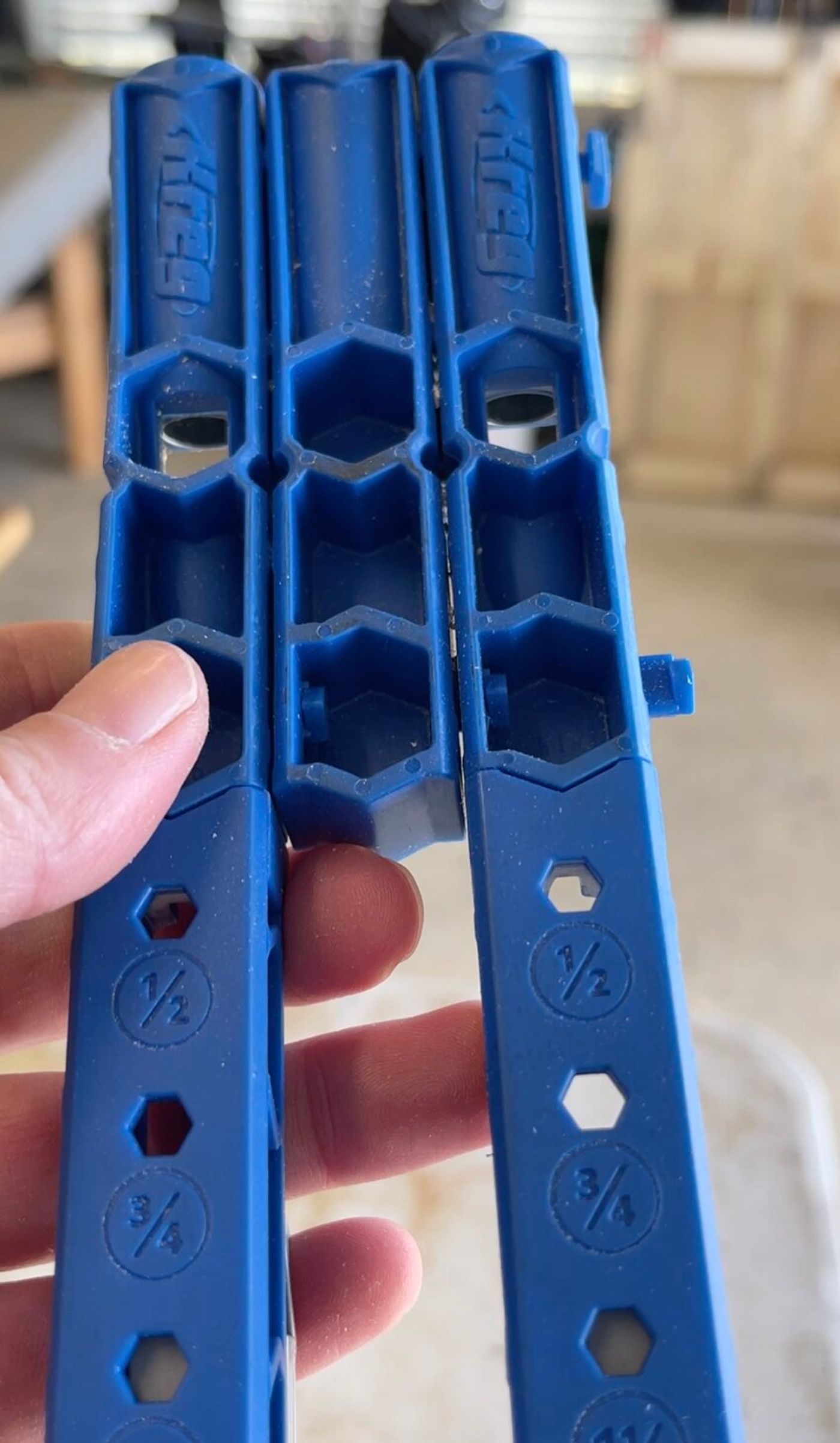 The Kreg jig that makes the pocket holes painless