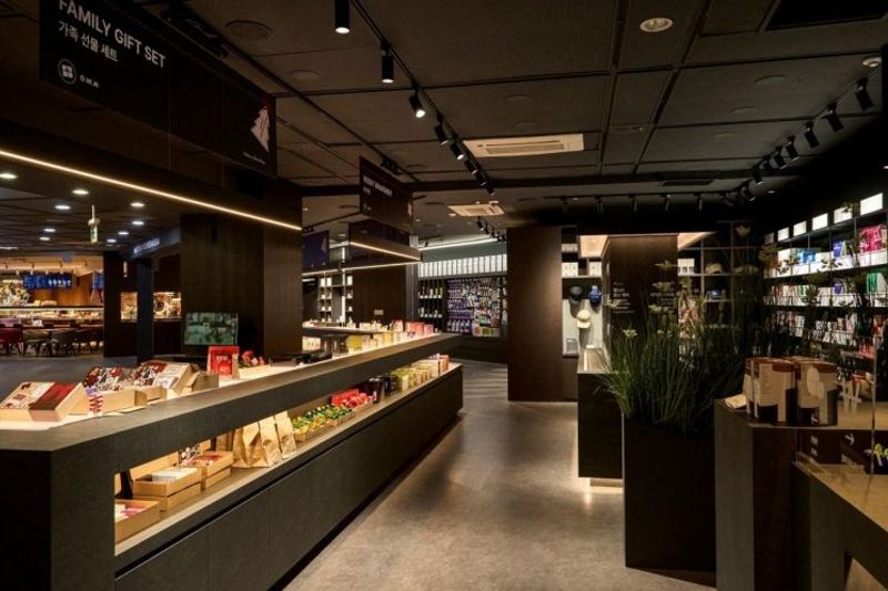 Optima Wellness Museum Pharmacy Itaewon