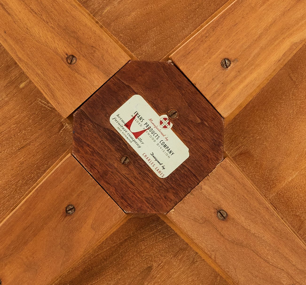 CTW (Coffee Table Wood) | Eames Institute