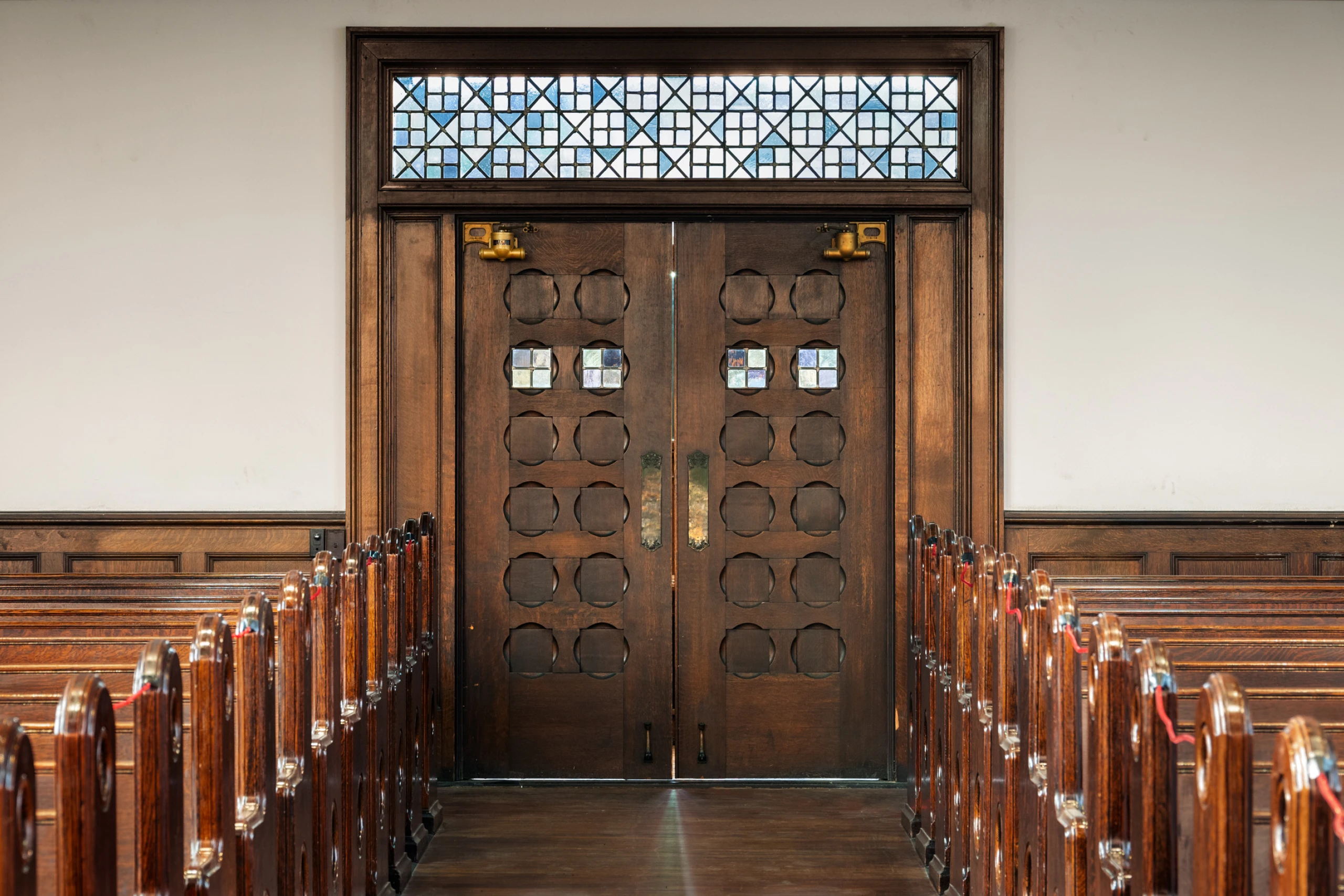 Entryway of the Pilgrim Congregational Church designed by Charles Eames from 1932-1937.