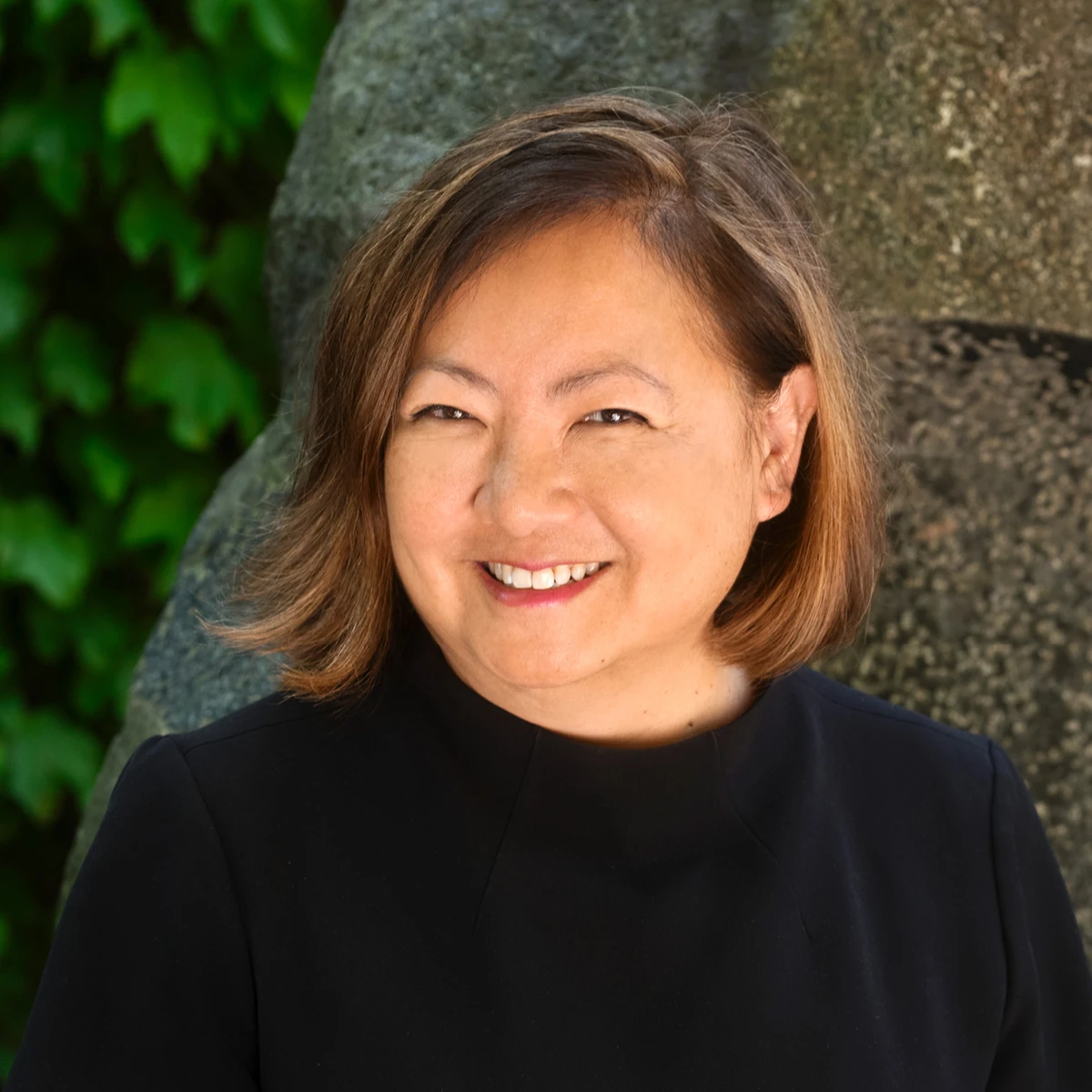 Headshot for Amy Hau