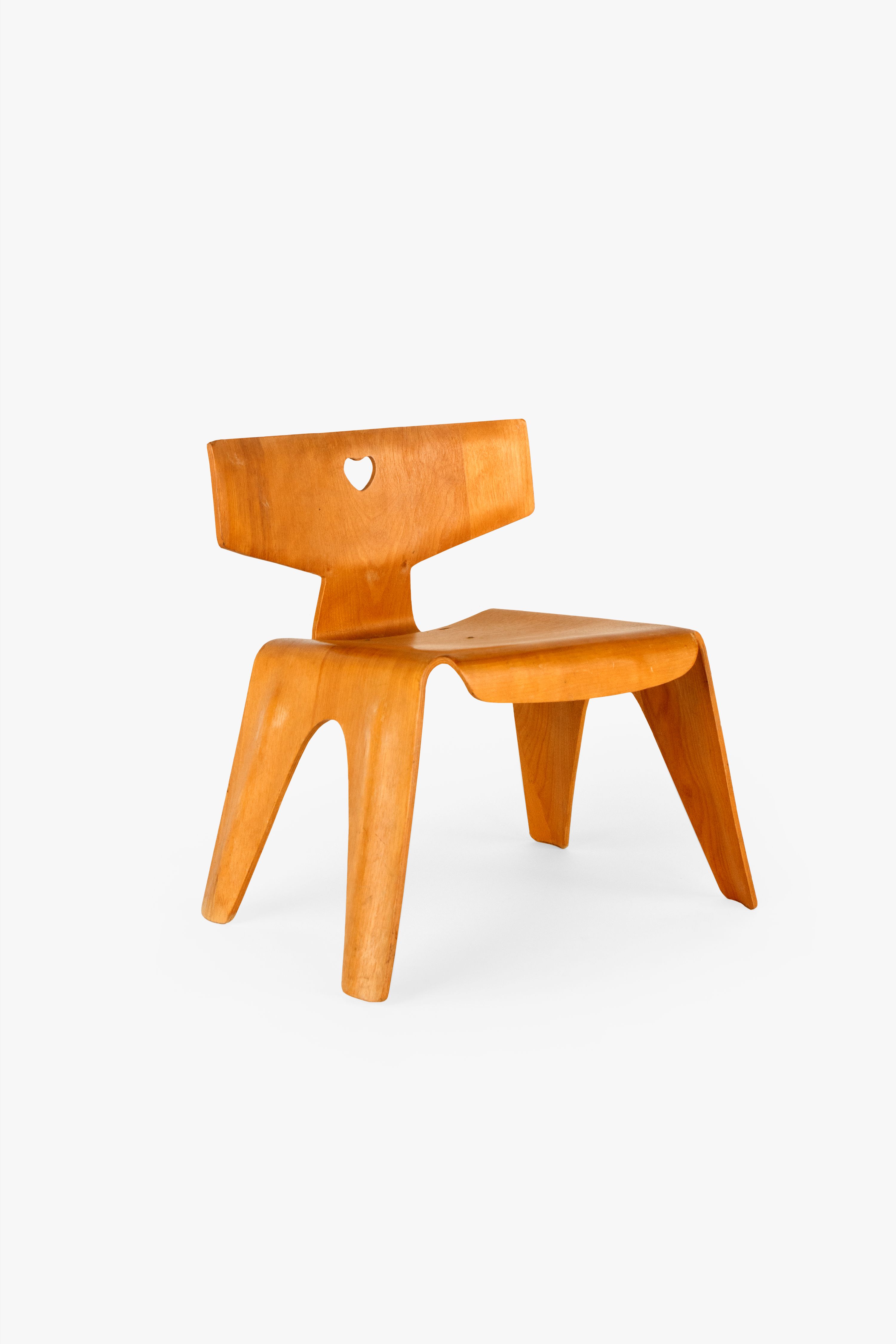 Child's Chair | Eames Institute