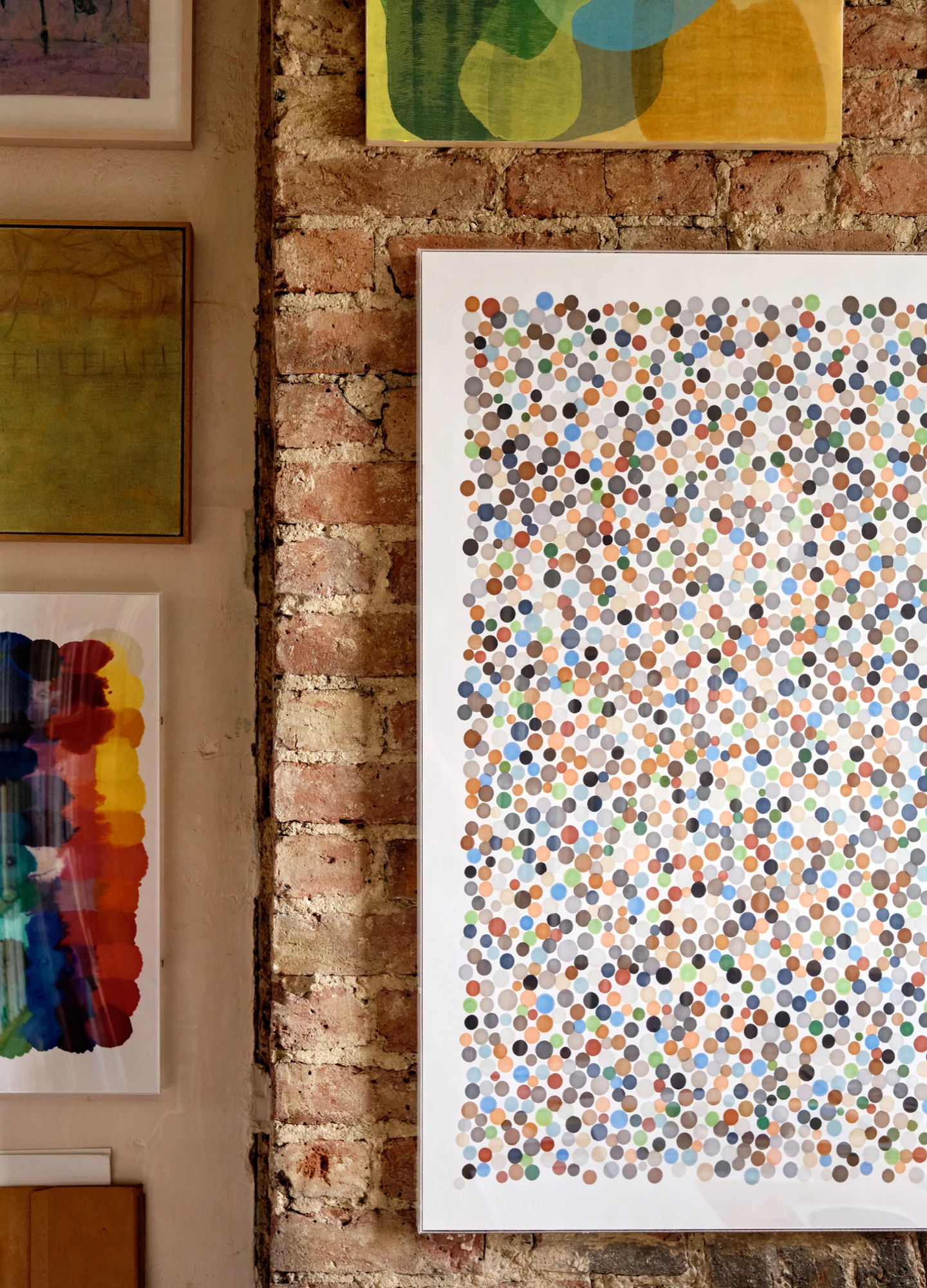 Artist Daniel Eatock’s Felt-Tip Print made with Winsor & Newton’s ProMarkers, held stationary on paper for varying durations.