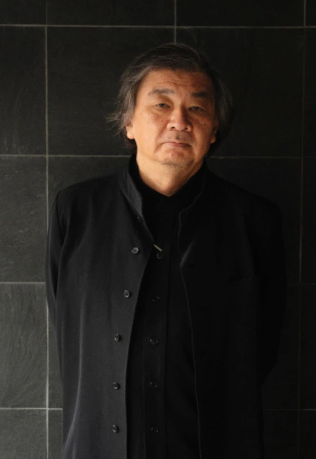 Portrait of architect Shigeru Ban.