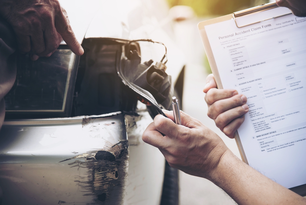Image Florida Car Accident Settlement Offer Too Low What to Check Before Accepting.jpg