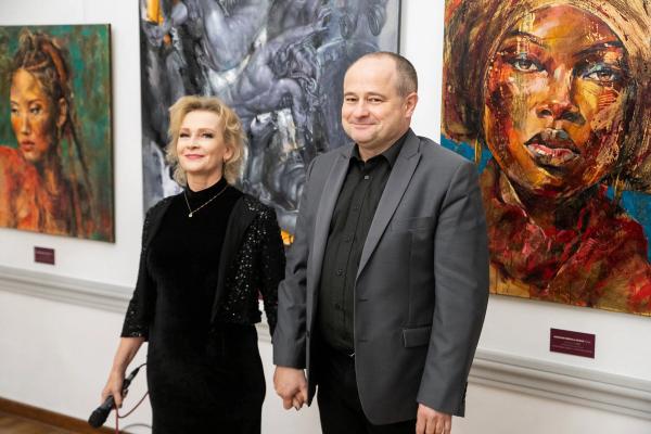 Grupa Visiorique Etrange w galerii Pałacu Vauxhall w Krzeszowicach