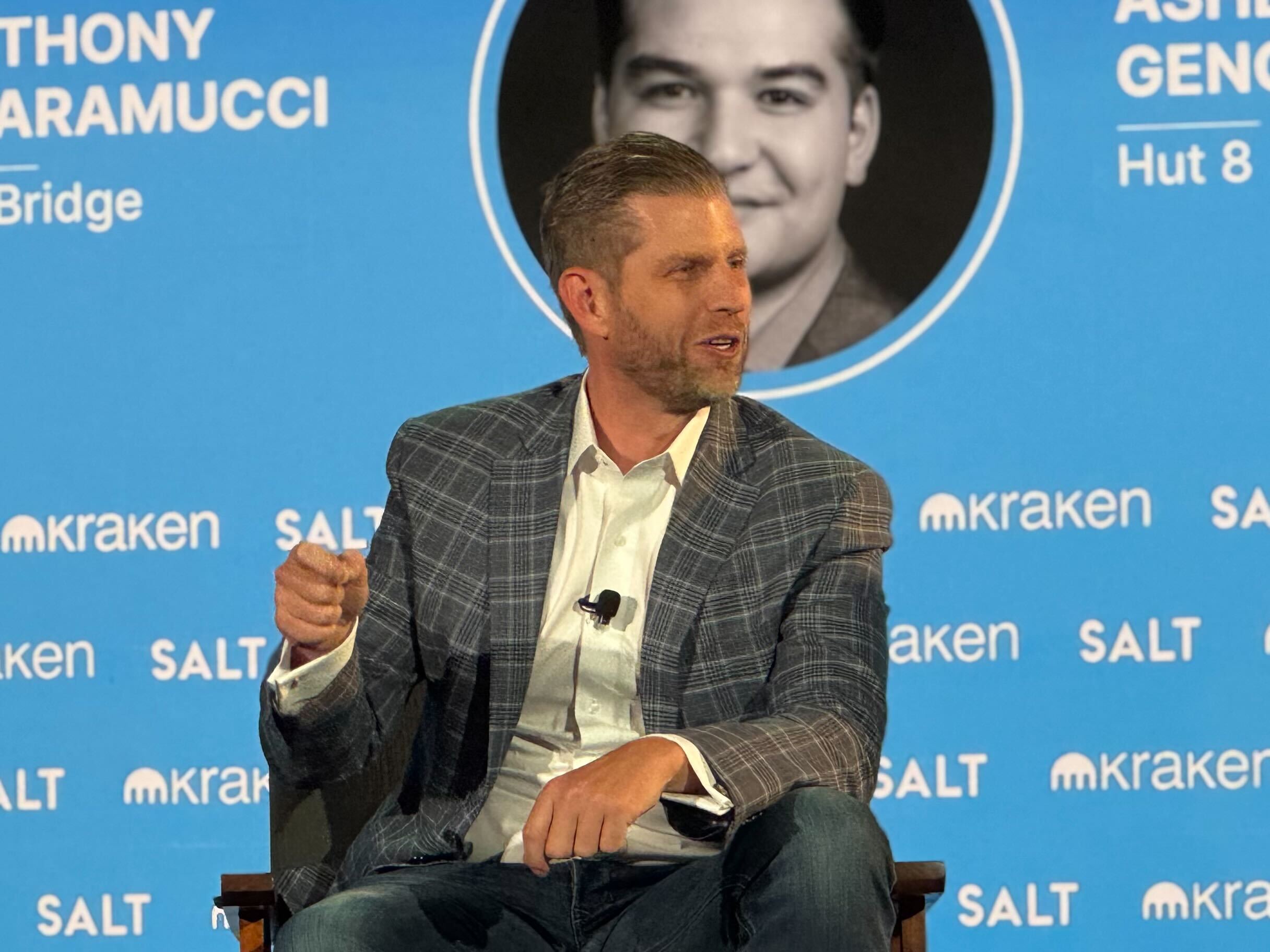 American Bitcoin, empresa de BTC vinculada a Trump, sube 60% y busca  recaudar US$2.100 millones tras debut en Nasdaq